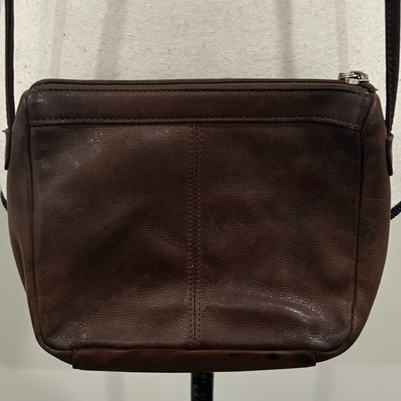 Fossil Crossbody - Picture 3 of 7